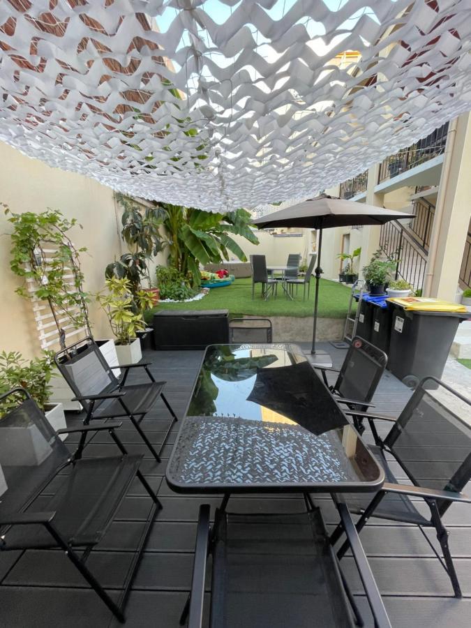 Agreable Appartement Dans Une Maison Saint-Denis  Exteriör bild