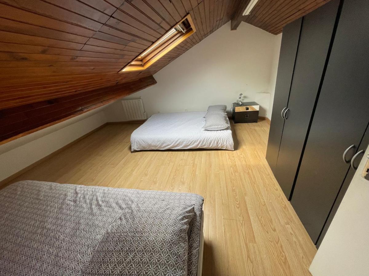 Agreable Appartement Dans Une Maison Saint-Denis  Exteriör bild