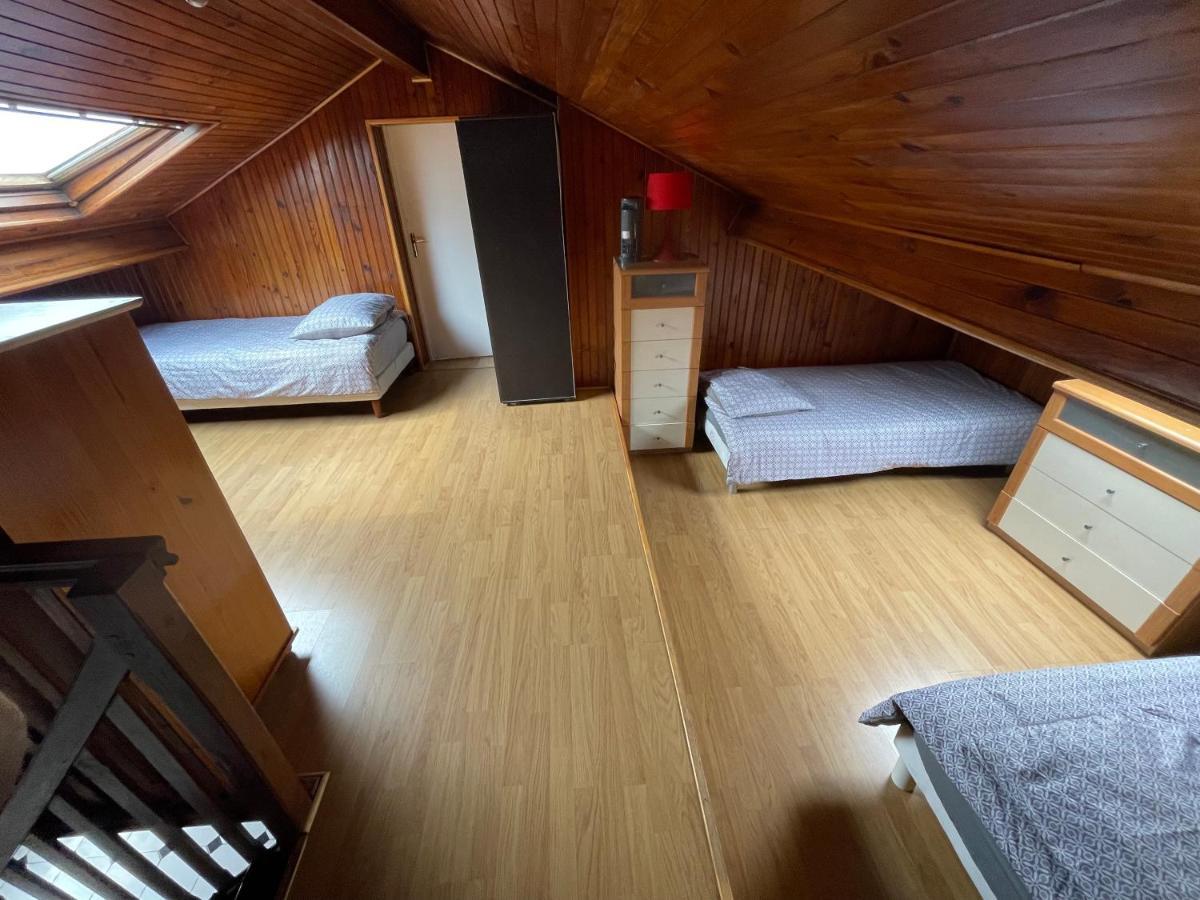 Agreable Appartement Dans Une Maison Saint-Denis  Exteriör bild